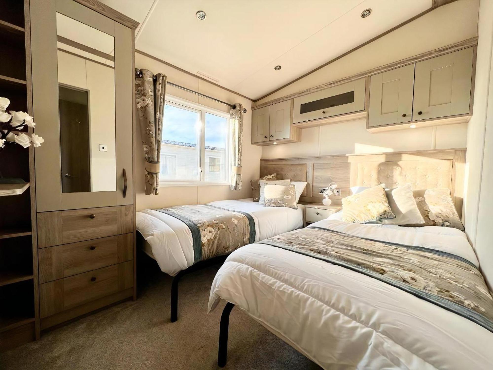 Stunning Caravan With Full Lake View At Southview Holiday Park Ref 33004Ml Скегнесс Екстер'єр фото